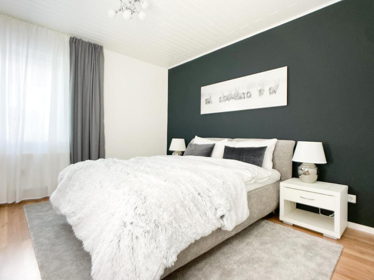 M-Style 01 Apartment Mit Terrasse Und Gasgrill, 24H Self-Check-In, Free Parking, Netflix Нюрнберг Екстериор снимка
