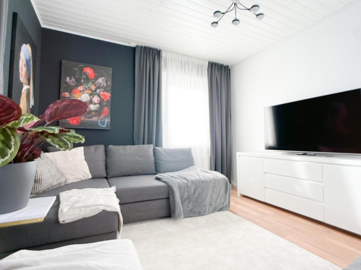 M-Style 01 Apartment Mit Terrasse Und Gasgrill, 24H Self-Check-In, Free Parking, Netflix Нюрнберг Екстериор снимка